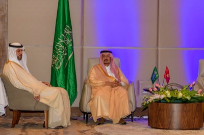  Saudi prince attends Têt (CNY) in the Vietnamese ambassy in Ryadh invited by Vietnamese Ambassador 