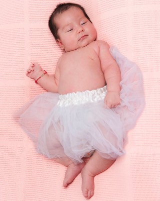  kid newborn in studio 