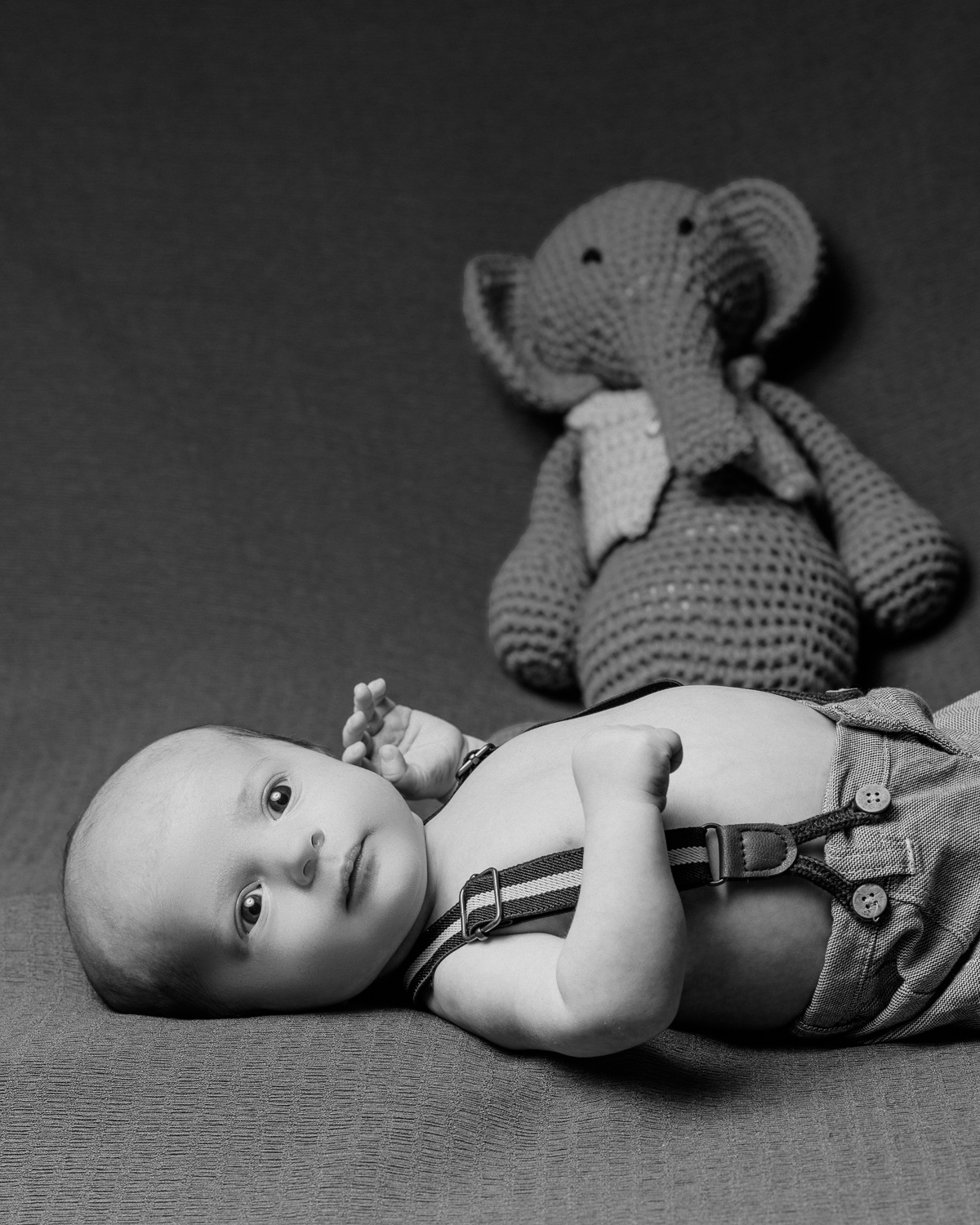  kid newborn in studio 