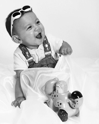  kid black and white portrait in studio 