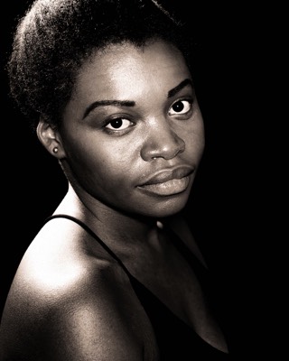  black & white woman portrait in studio 