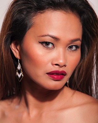  woman color portrait in studio  