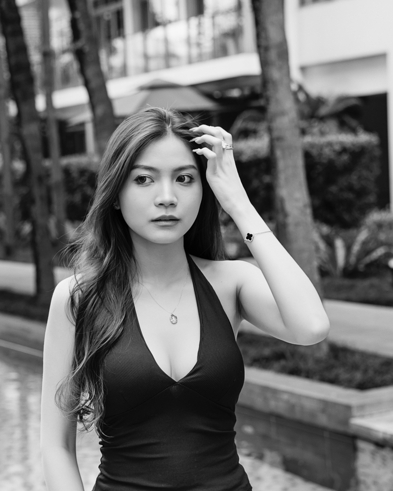  Black and white woman portrait 