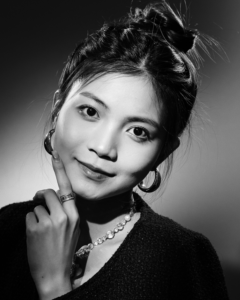  Black and white woman portrait in studio with continous lights 