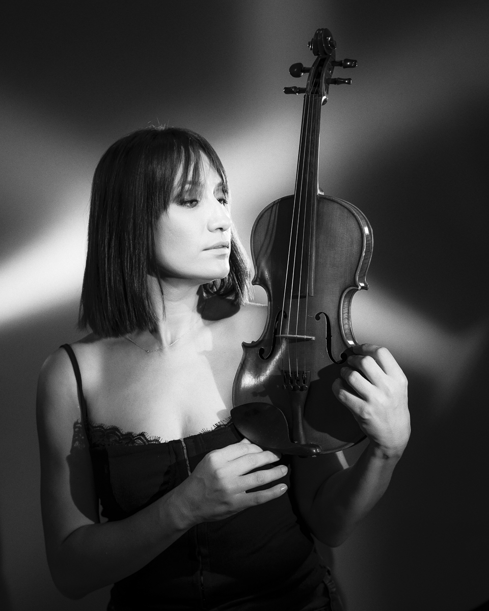  Black and white woman portrait in studio with continous lights 