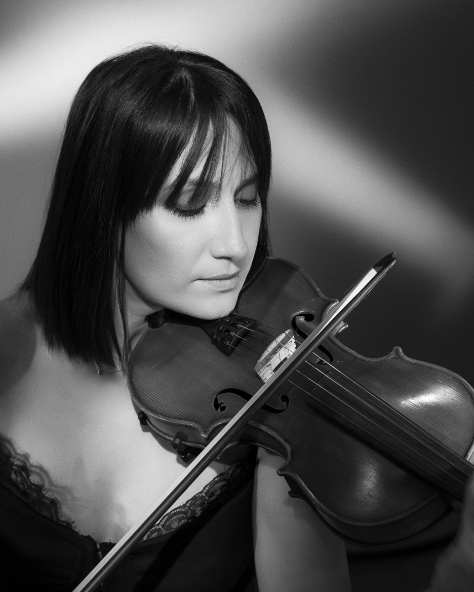  Black and white woman portrait in studio with continous lights 